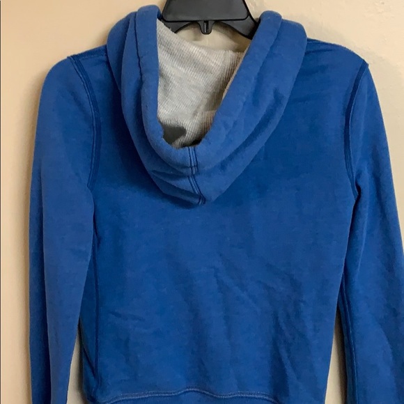 A&F zip-up - Picture 4 of 4